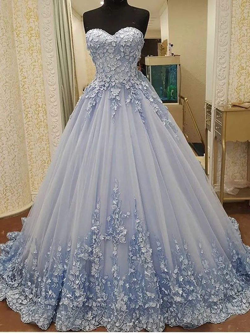 A-line Sweetheart Chapel Train Tulle Appliqued Elegant Prom Dresses 2787
