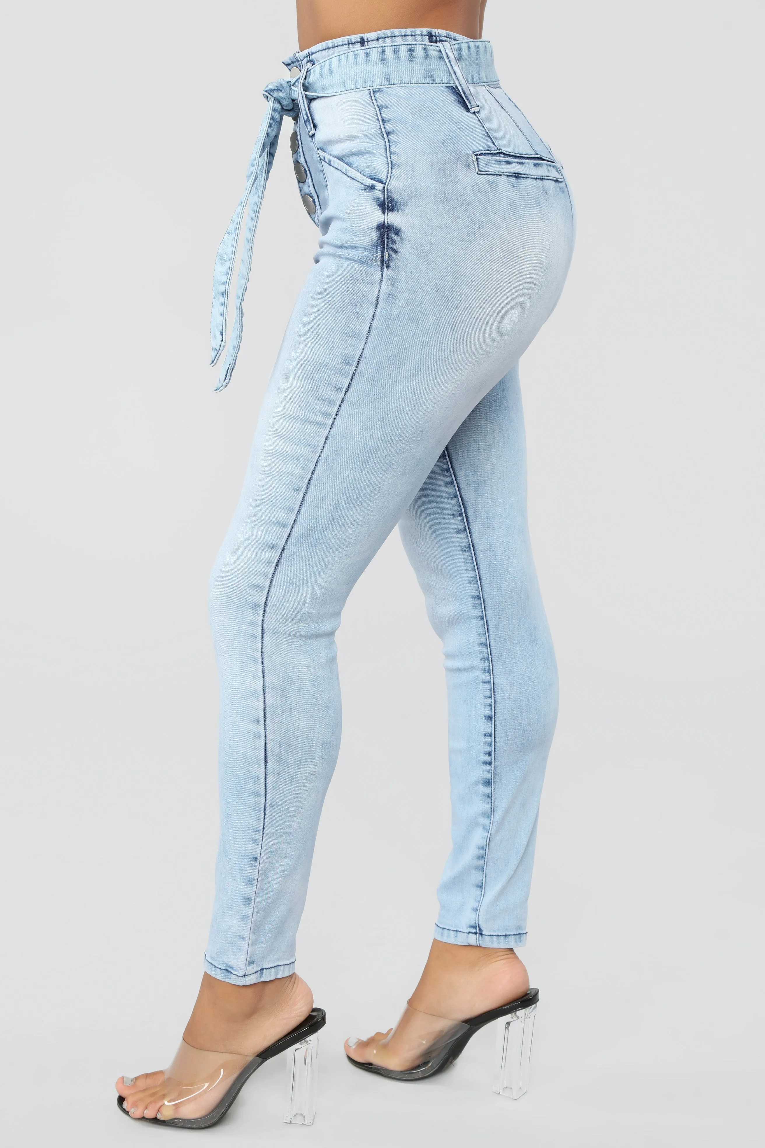 All Wrapped Up High Rise Jeans - Bleach
