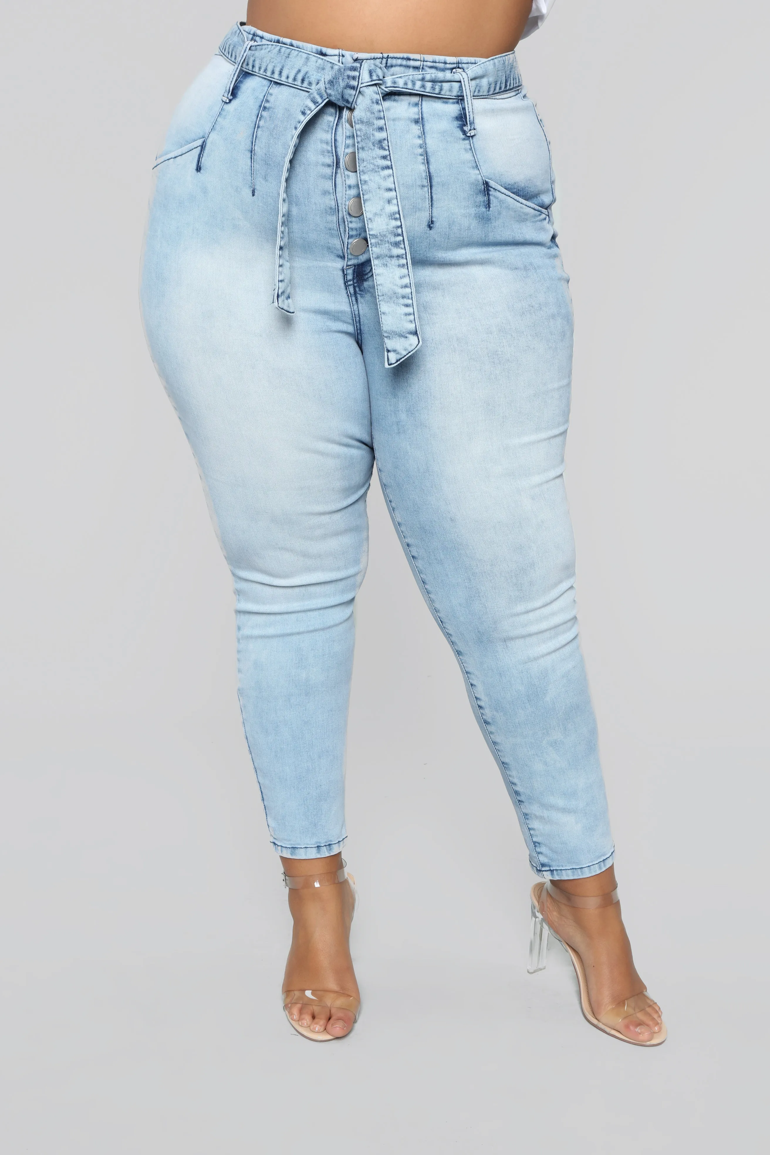 All Wrapped Up High Rise Jeans - Bleach