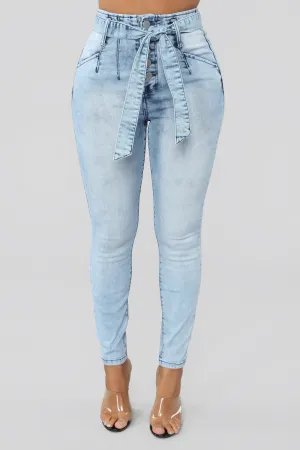 All Wrapped Up High Rise Jeans - Bleach