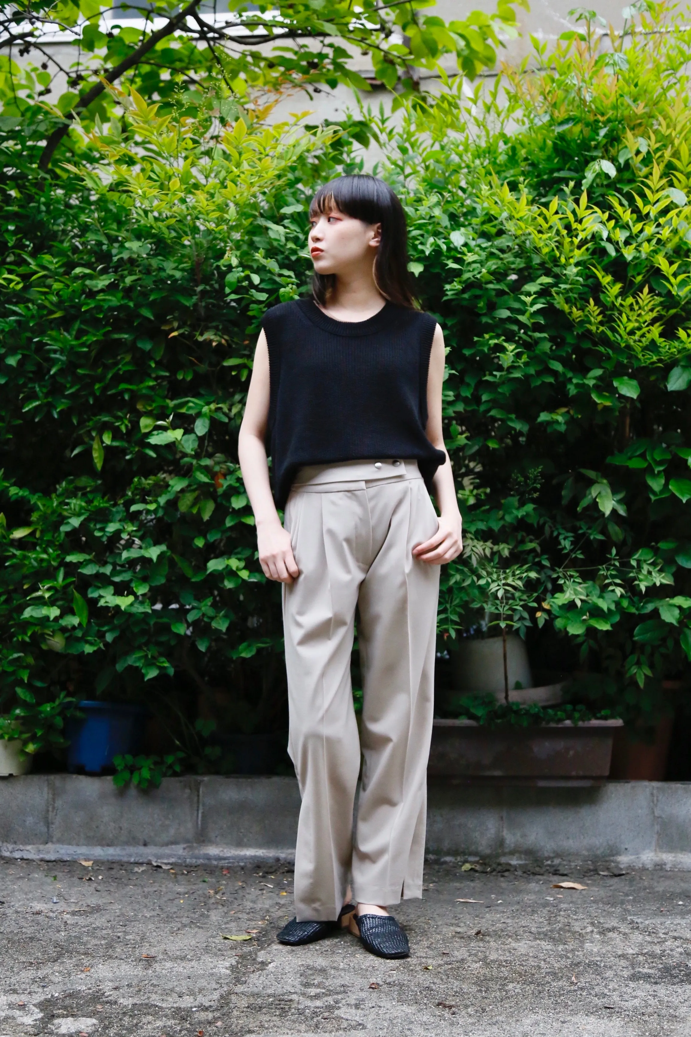 Button Slacks (GREIGE)