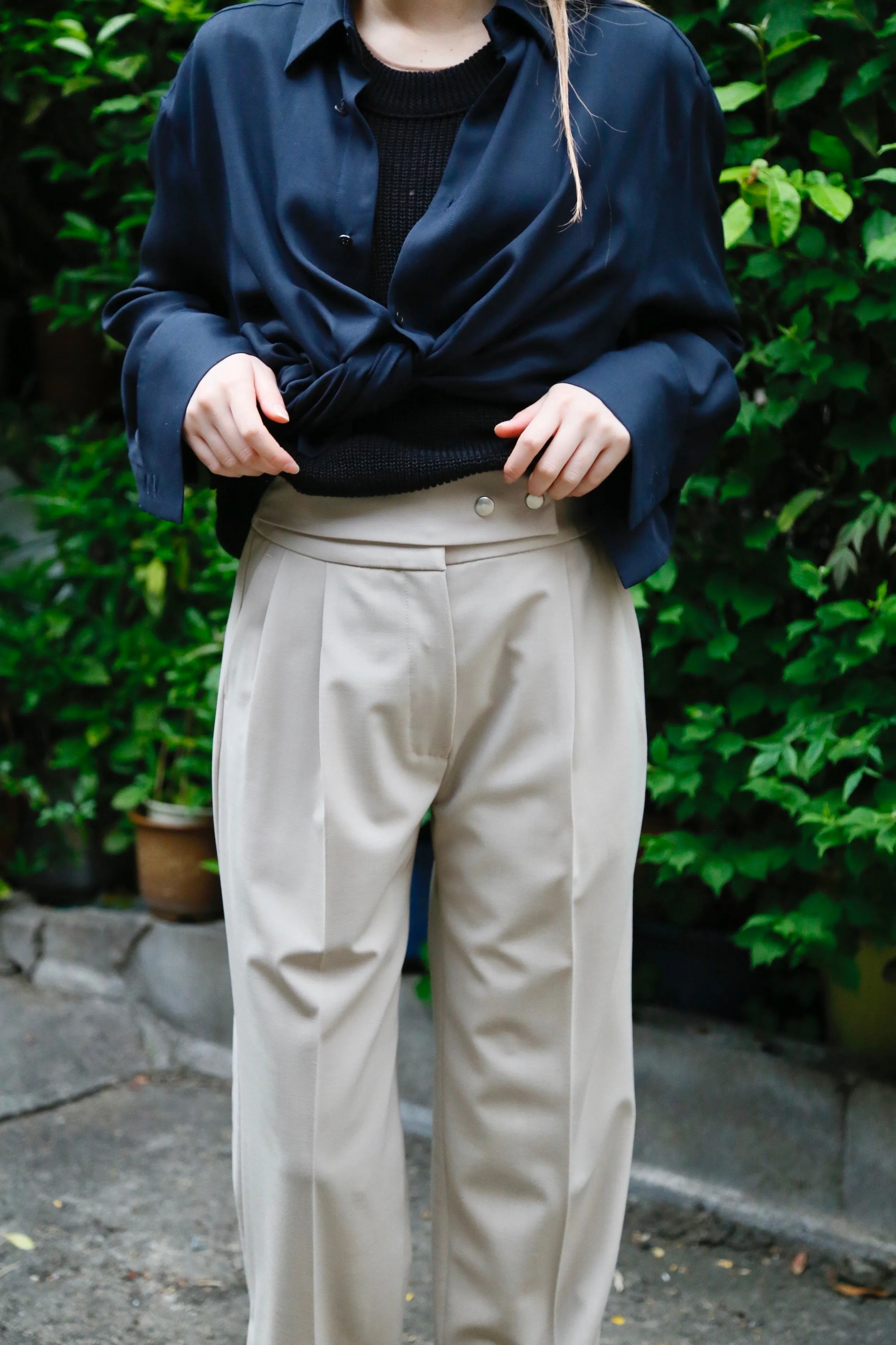 Button Slacks (GREIGE)