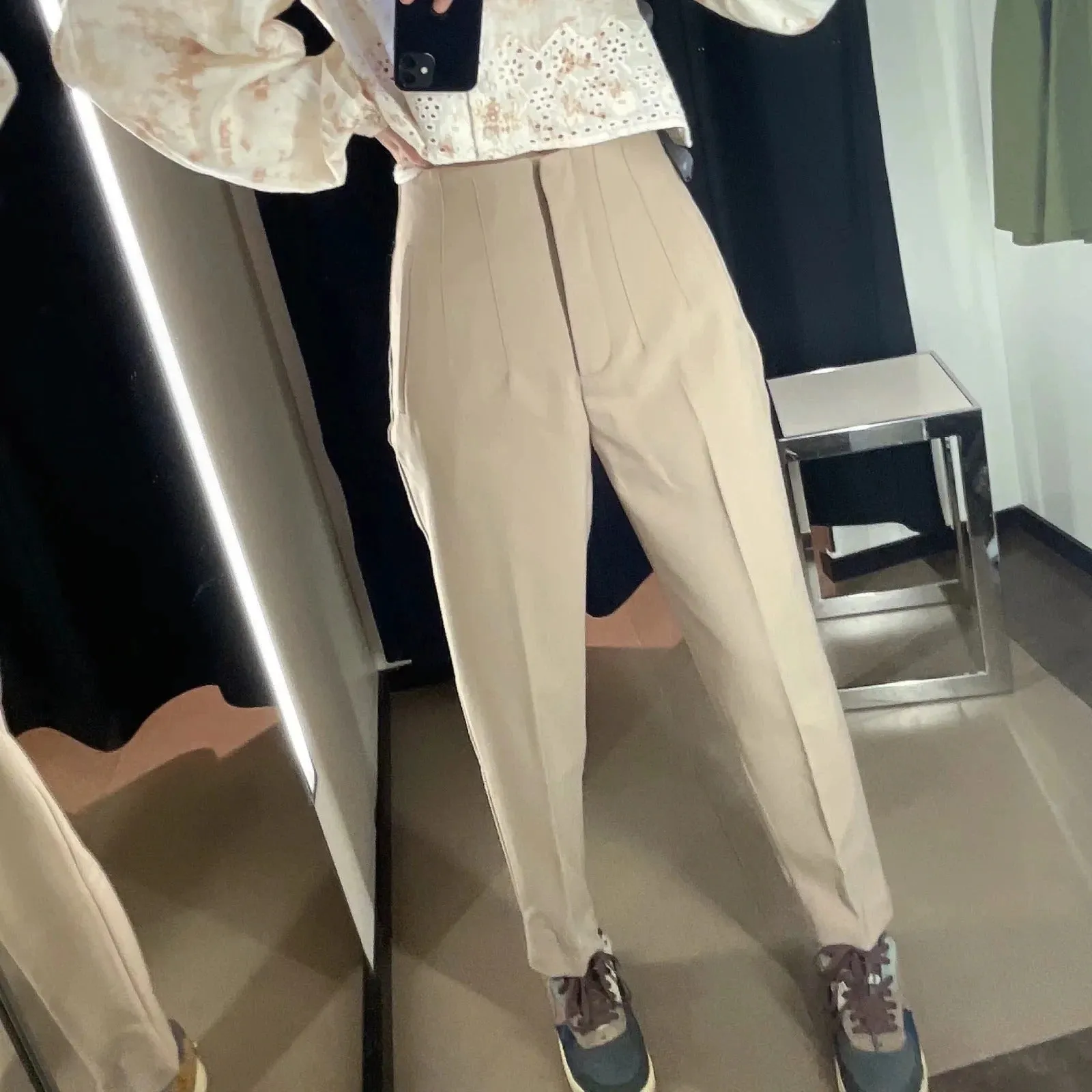 Victoria pegged High Waist Trousers
