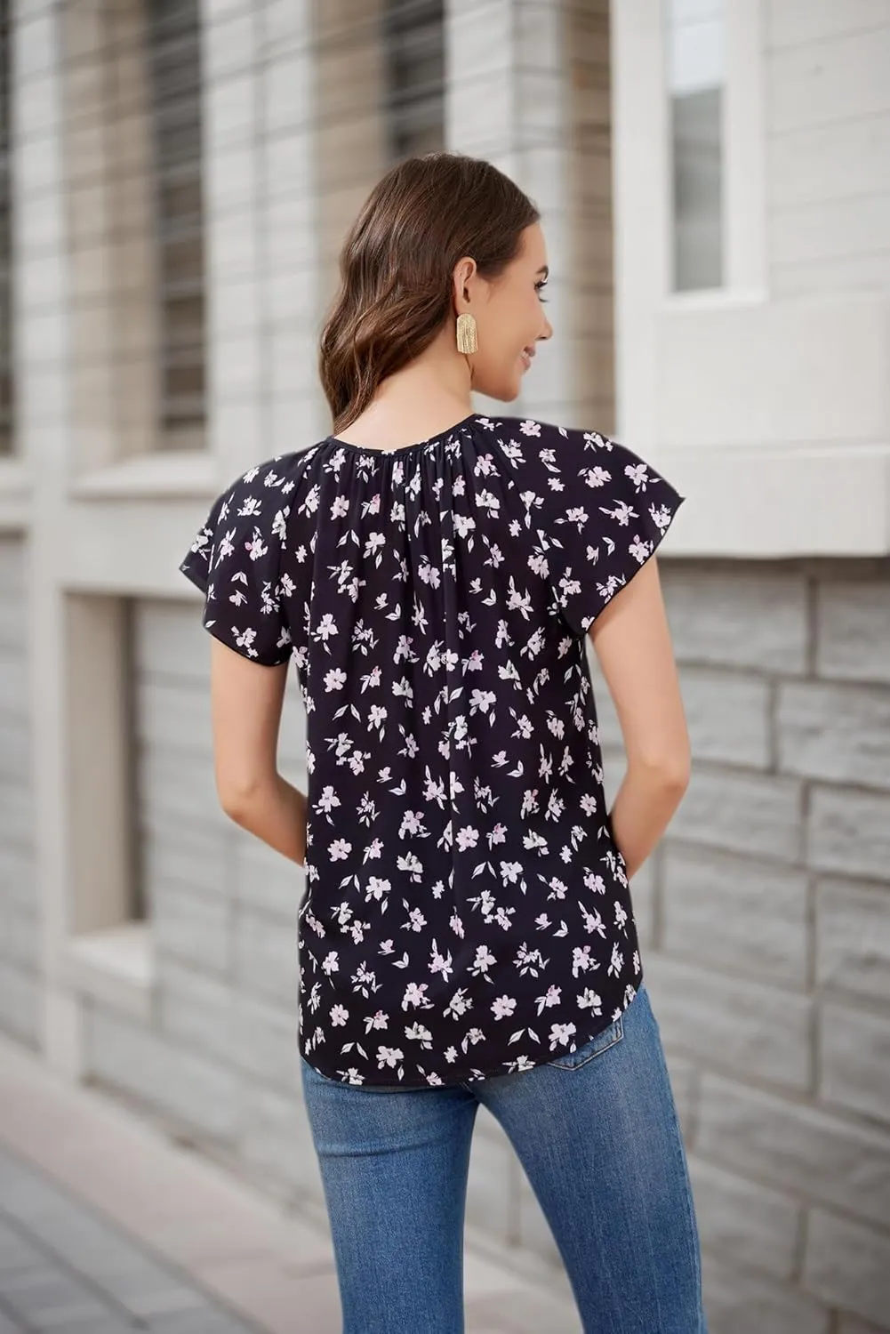 Women's Boho Tops Floral V Neck Blouses Short Sleeve Summer Shirts Dressy Casual Ruffle Tunic Top with Leggings