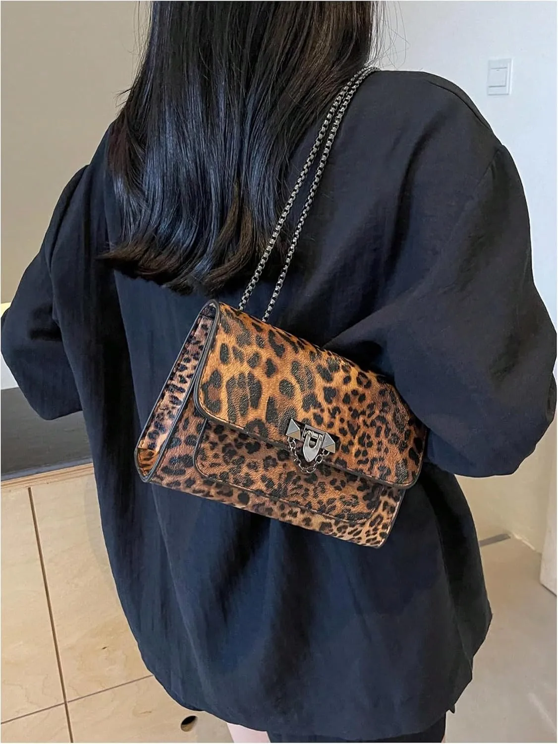 Women's Leopard Print Chain Shoulder Bag Metal Buckle Handbags Leather Clutch Purse